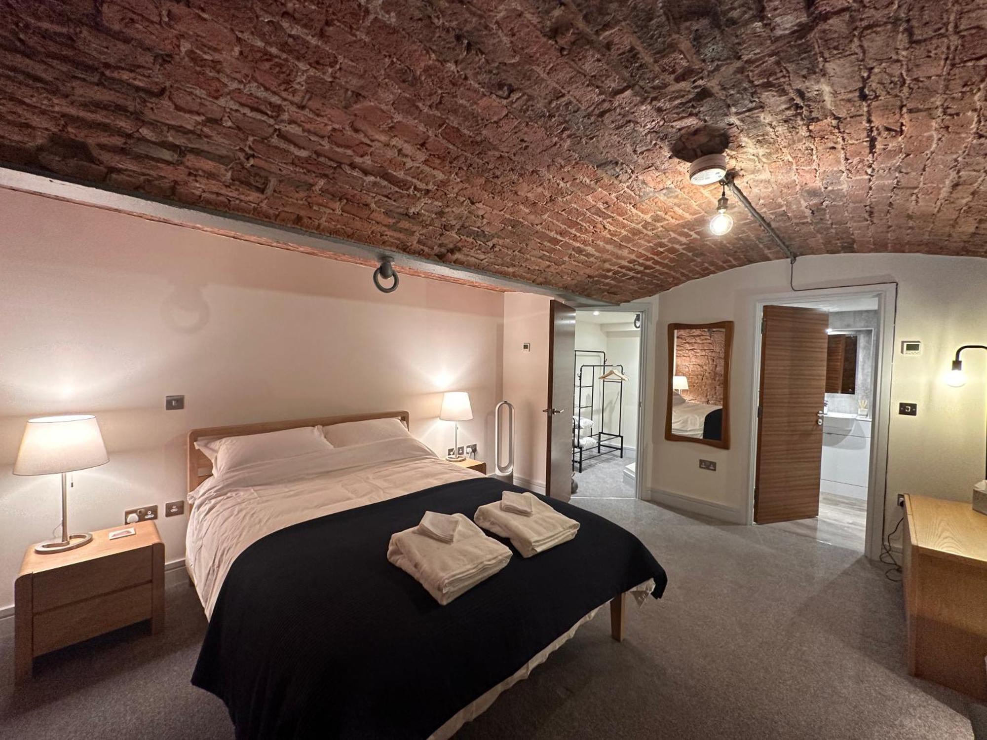 The Engine House At Dixons Chimney Near Carlisle Castle Unique Historic Apartment With 65 Inch Sky Glass And Private Parking Екстер'єр фото